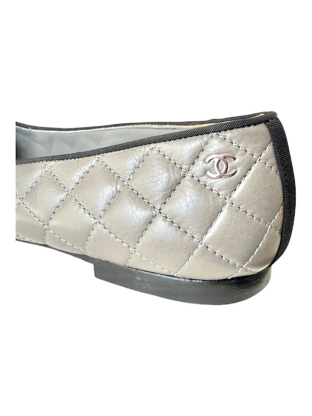 Chanel CC Quilted Cap Toe Ballet Flats Gray Black Leather EU 36.5 US 5.5-6 - Picture 9 of 13